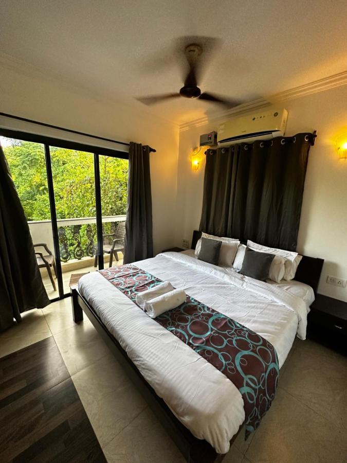 Hotel Sunshine Vagator Esterno foto