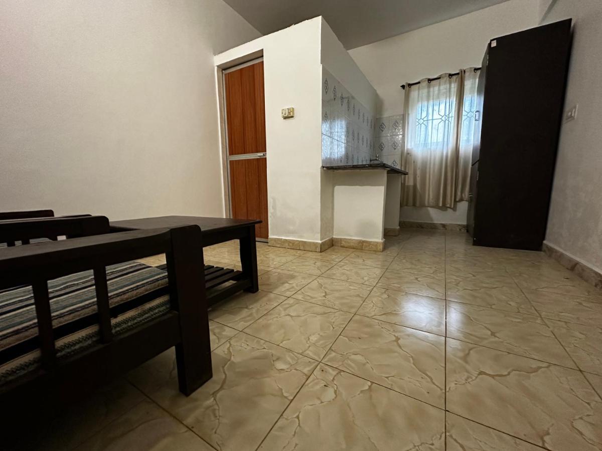 Hotel Sunshine Vagator Esterno foto
